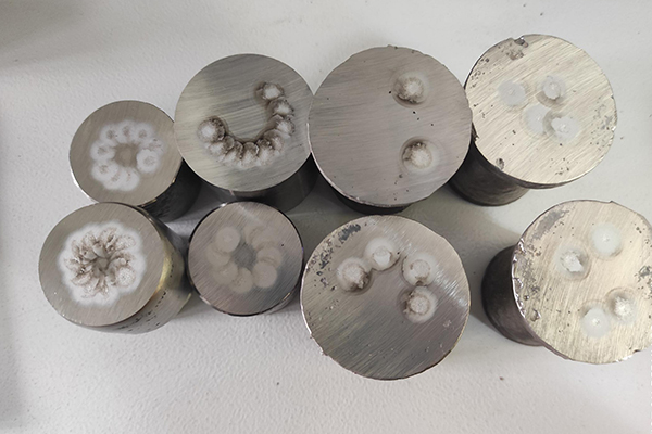 標(biāo)準(zhǔn)樣塊和檢測樣塊 /cxyq/20210507114256-Fm0LkhpBsW_aG7kcdgrMa7bfjb4p.jpg